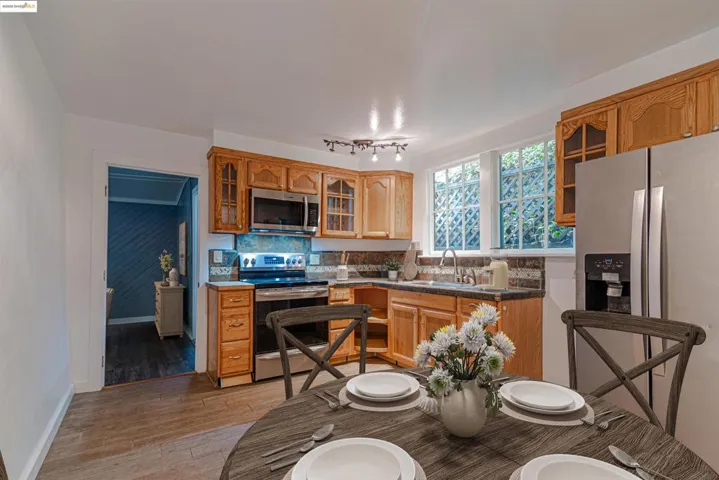 14984 Canyon 2 Rd, Guerneville, California 95446