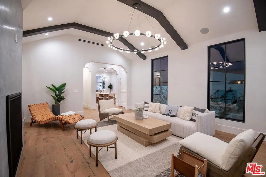 521 N Formosa Avenue, Los Angeles, California 90036 home-pic-5