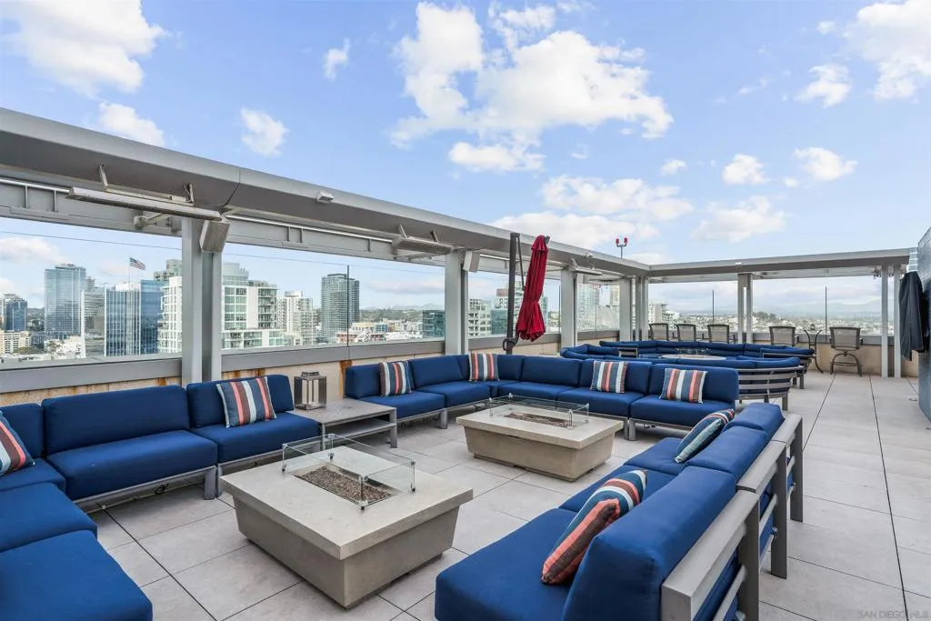 165 6th 2803, San Diego, California 92101 home-pic-25