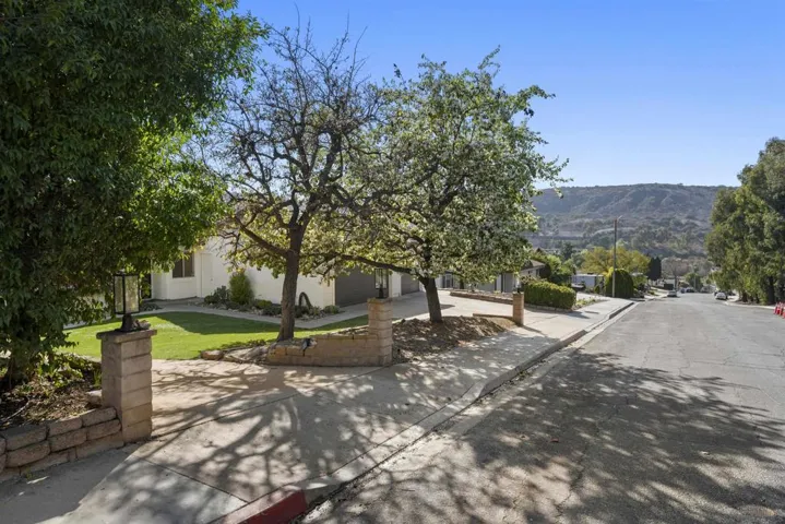 2321 Farrington Dr, El Cajon, California 92020
