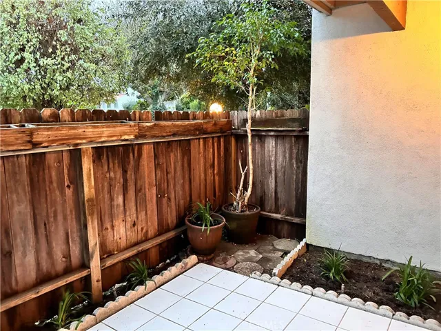 2511 W Sunflower Avenue J2, Santa Ana, California 92704