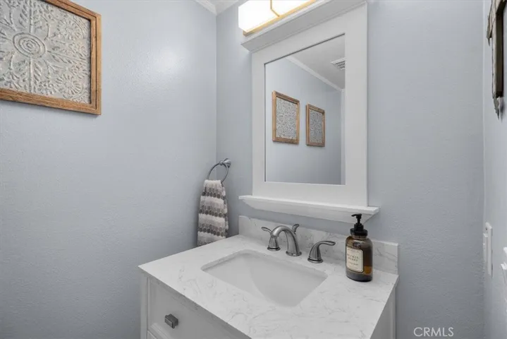 1719 Date Avenue, Torrance, California 90503