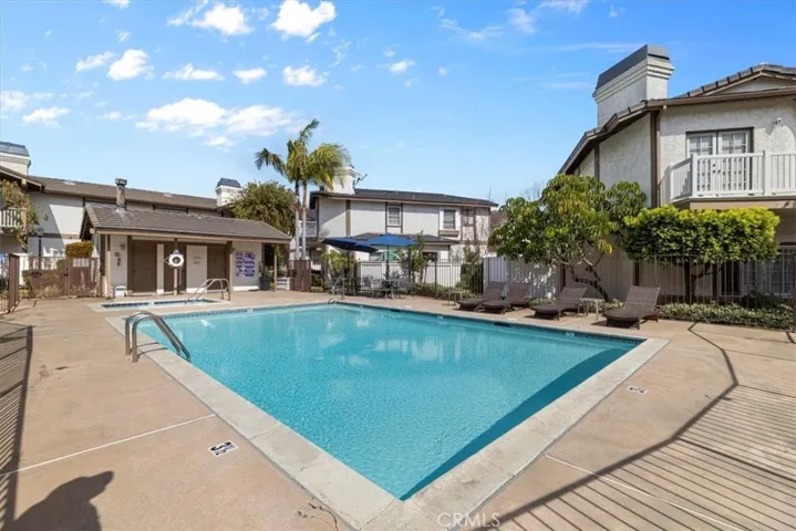 1719 Date Avenue, Torrance, California 90503