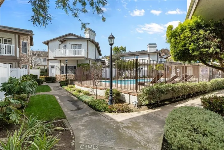 1719 Date Avenue, Torrance, California 90503
