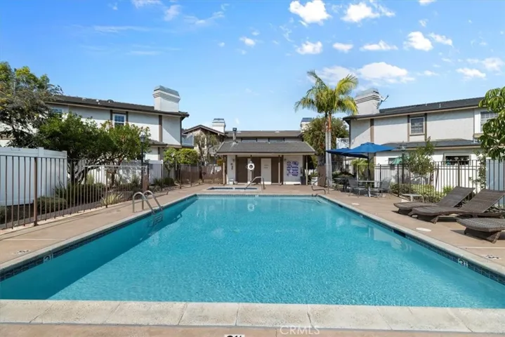 1719 Date Avenue, Torrance, California 90503