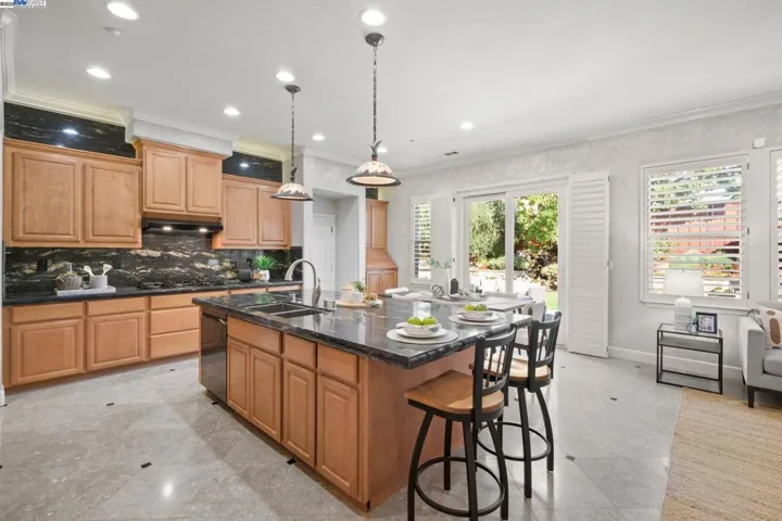 282 Prato Way, Livermore, California 94550