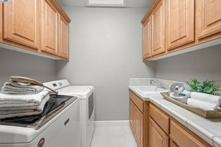 282 Prato Way, Livermore, California 94550