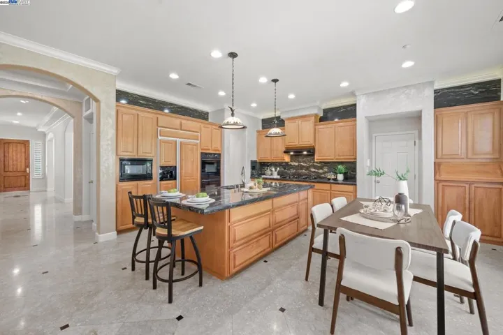 282 Prato Way, Livermore, California 94550