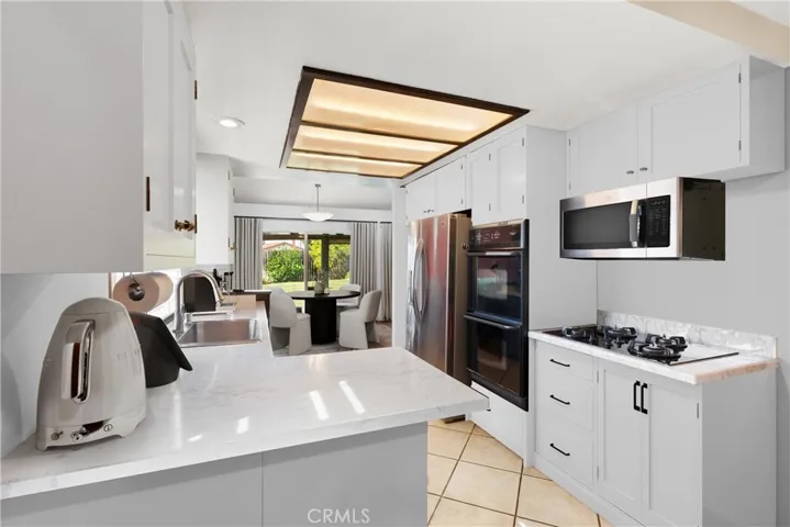 virtually staged kitchen as example