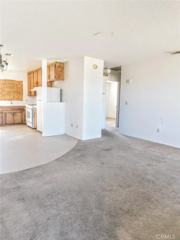 73615 Sun Valley Drive, 29 Palms, California 92277 home-pic-19