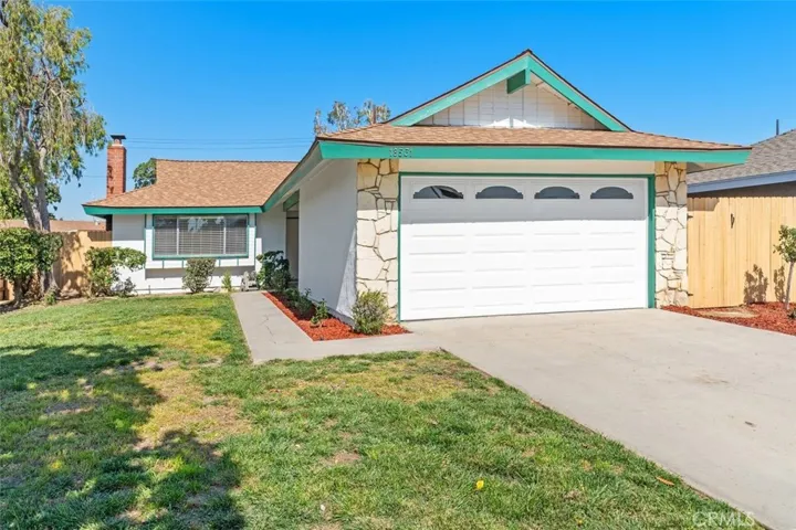 18531 Woodwind Lane, Anaheim Hills, California 92807