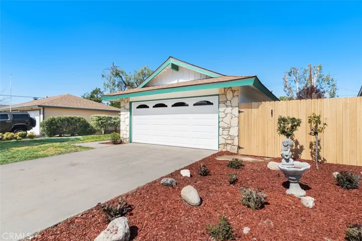 18531 Woodwind Lane, Anaheim Hills, California 92807