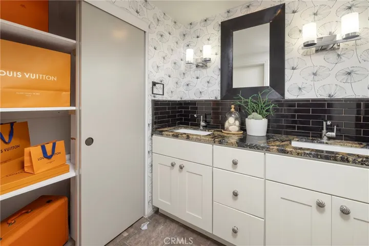 16542 Wanderer Lane, Huntington Beach, California 92649