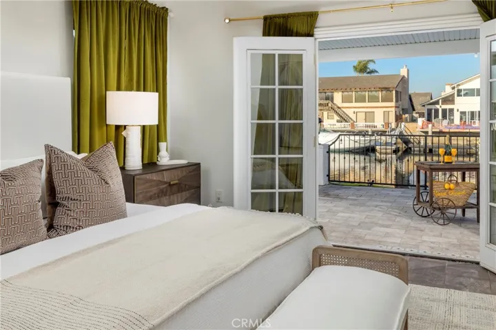 16542 Wanderer Lane, Huntington Beach, California 92649