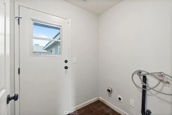 2713 Holiday Way, Madera, California 93637