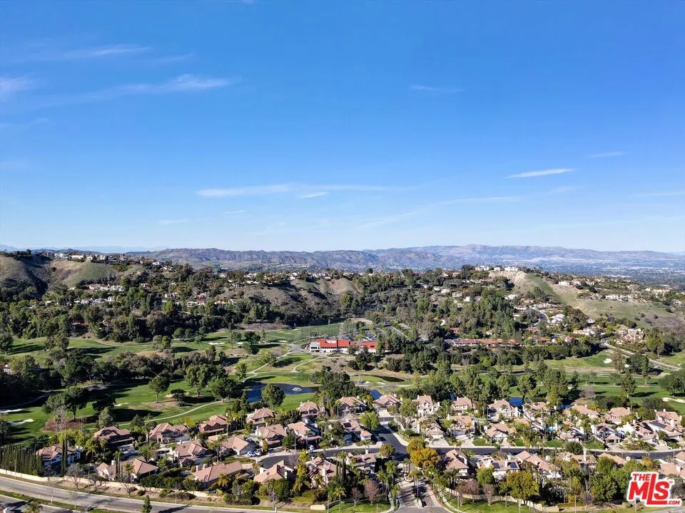 24823 Alexandra Court, Calabasas, California 91302 home-pic-51