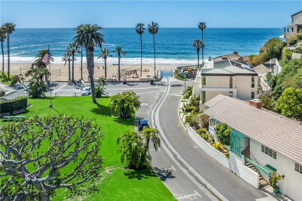 74 Emerald Bay, Laguna Beach, California 92651 home-pic-1