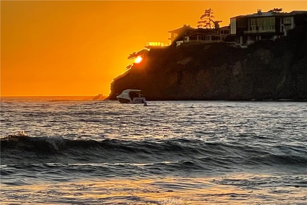 74 Emerald Bay, Laguna Beach, California 92651 home-pic-24