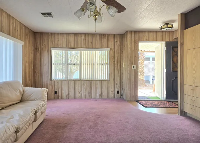 Living room 2