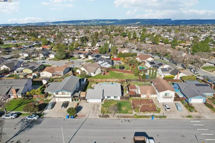 36458 Spruce St, Newark, California 94560