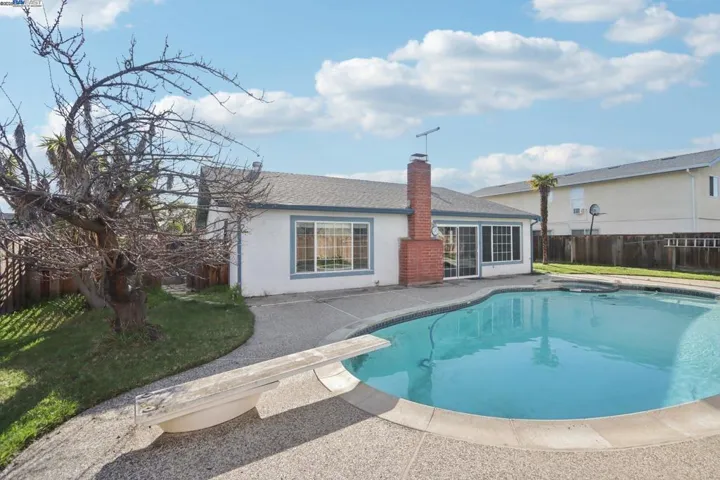 36458 Spruce St, Newark, California 94560