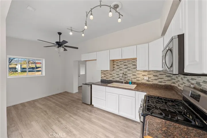 guest house kitchen