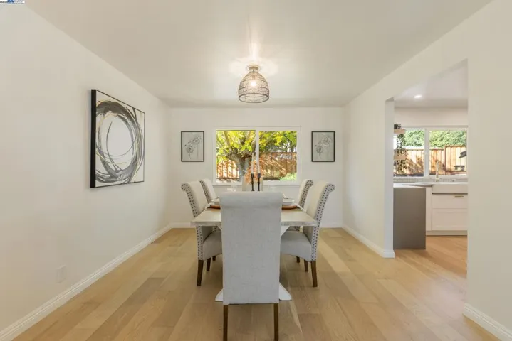 17007 High Pine Way, Castro Valley, California 94546