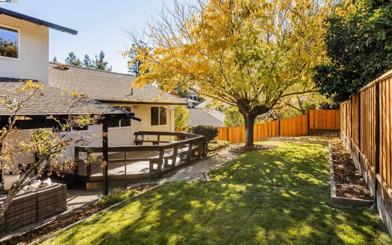 17007 High Pine Way, Castro Valley, California 94546