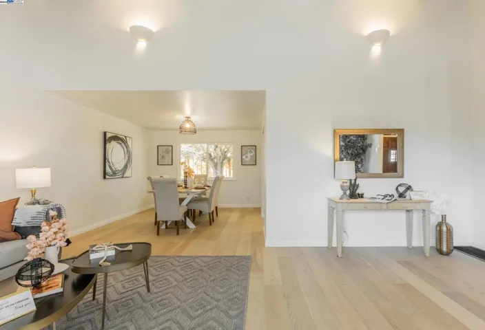 17007 High Pine Way, Castro Valley, California 94546