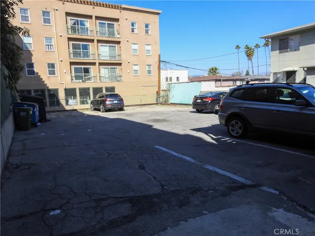 227 S Bonnie Brae Street, Los Angeles, California 90057