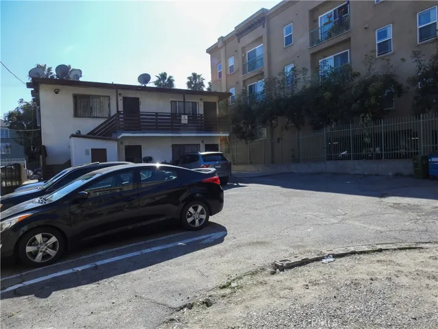 227 S Bonnie Brae Street, Los Angeles, California 90057