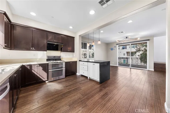 158 Macintosh Way, Upland, California 91786