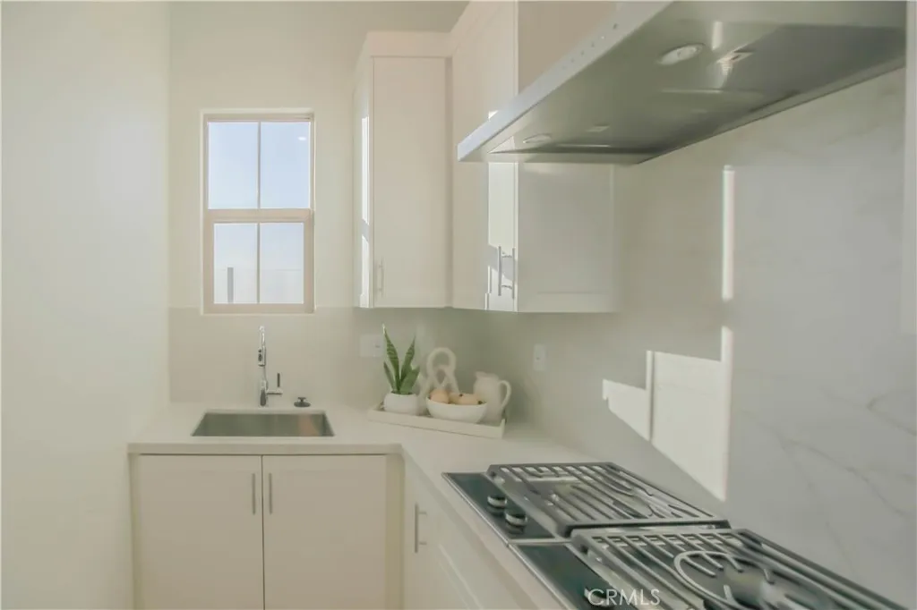 137 Oakstone, Irvine, California 92618 home-pic-21