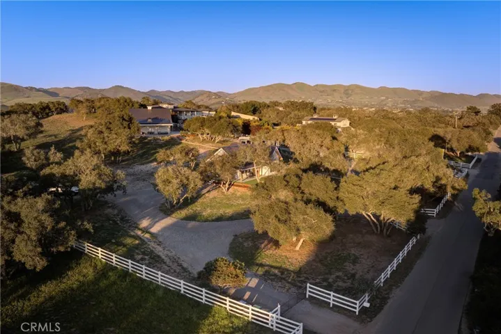 1550 Dale Avenue, Arroyo Grande, California 93420