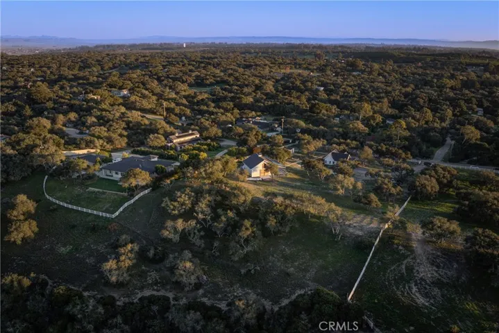 1550 Dale Avenue, Arroyo Grande, California 93420