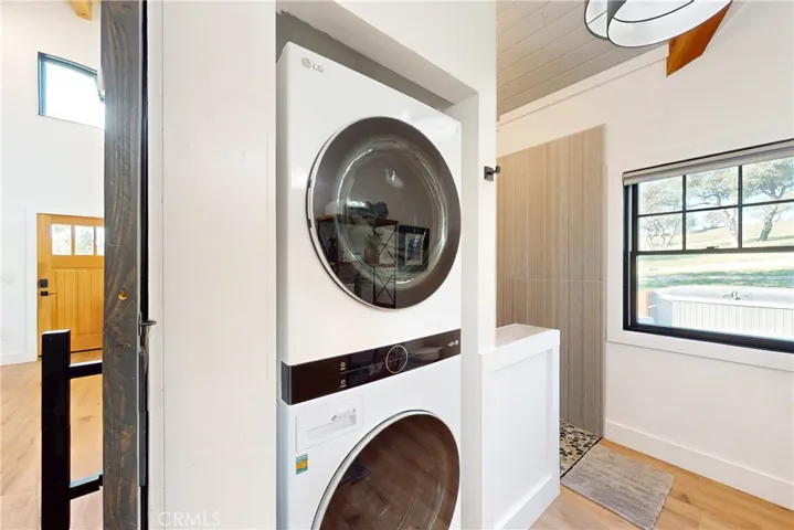 Modern Stackable Washer and Dryer