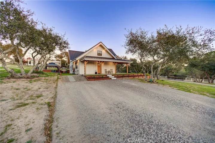 1550 Dale Avenue, Arroyo Grande, California 93420