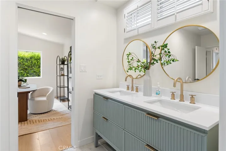 20217 Wells Drive, Woodland Hills, California 91364
