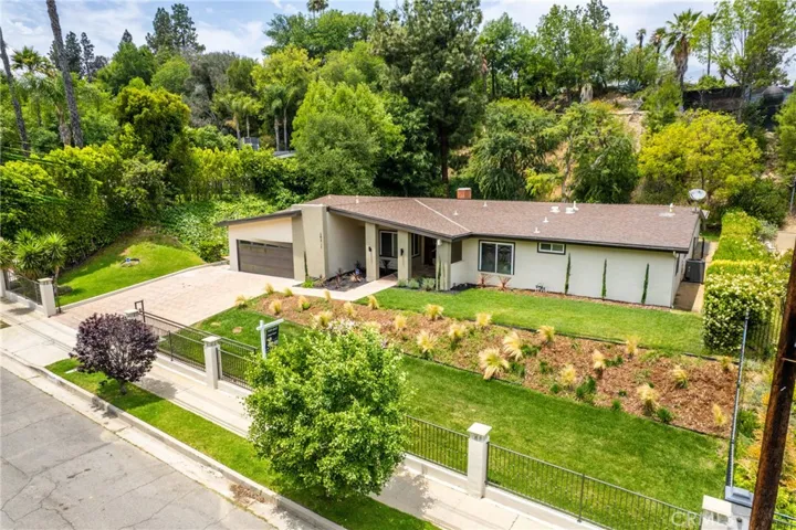 20217 Wells Drive, Woodland Hills, California 91364