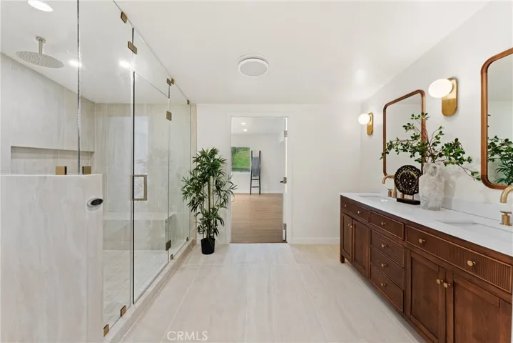 20217 Wells Drive, Woodland Hills, California 91364