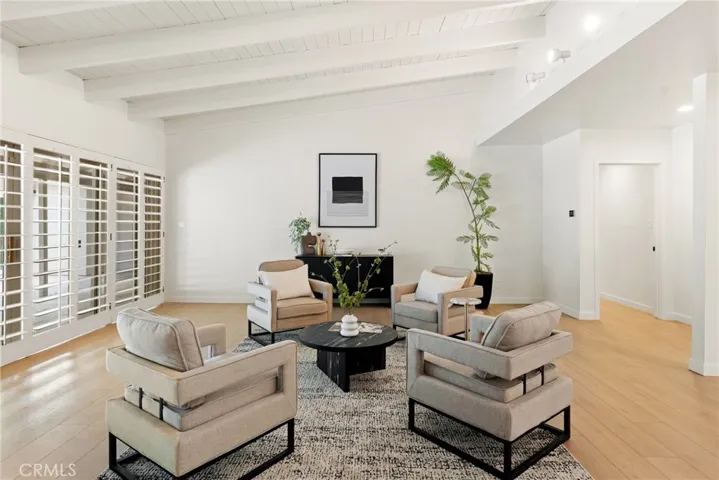 20217 Wells Drive, Woodland Hills, California 91364