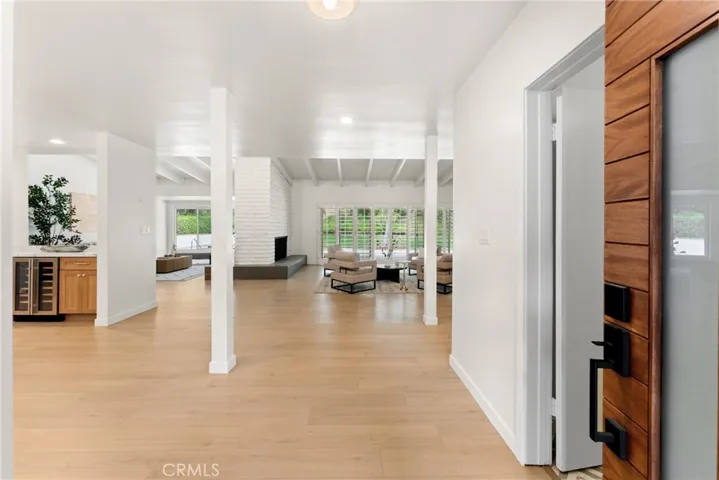 20217 Wells Drive, Woodland Hills, California 91364
