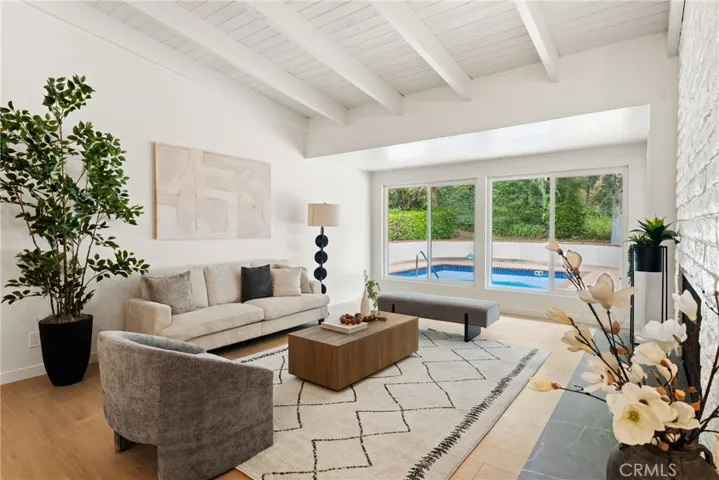 20217 Wells Drive, Woodland Hills, California 91364
