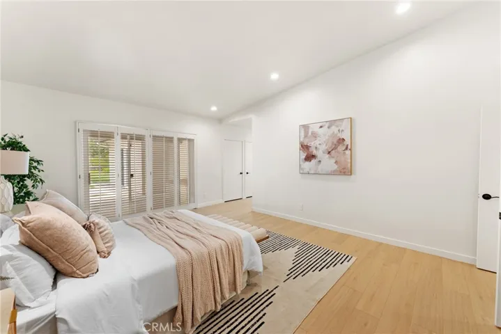 20217 Wells Drive, Woodland Hills, California 91364