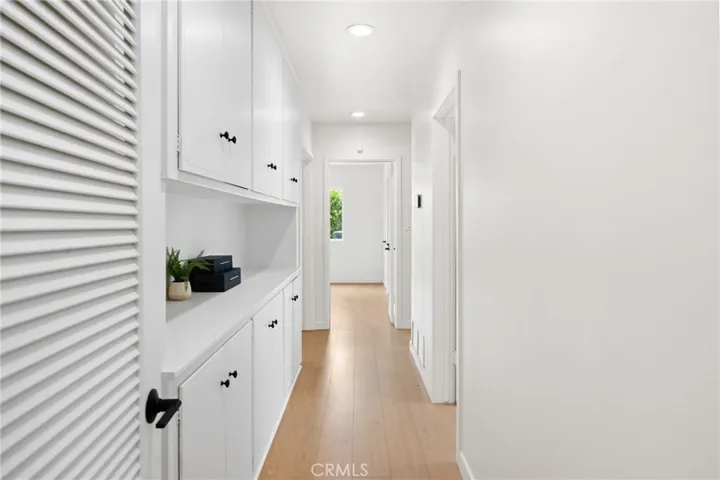 20217 Wells Drive, Woodland Hills, California 91364