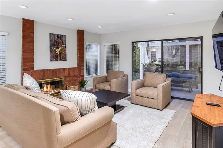 13 W Glorieta, Irvine, California 92620