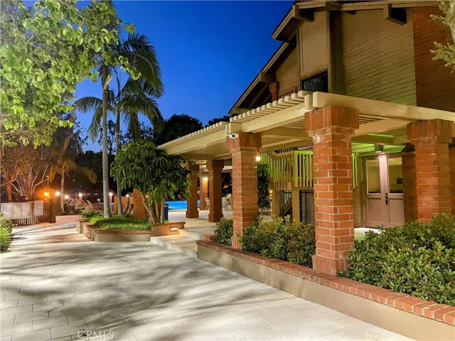 13 W Glorieta, Irvine, California 92620