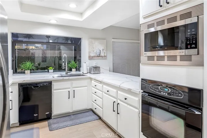 13 W Glorieta, Irvine, California 92620