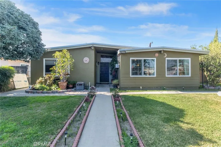 835 Le Borgne Ave, La Puente, California 91746