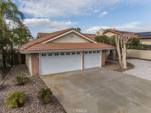 23030 Compass Drive, Canyon Lake, California 92587